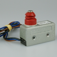 Saia-Burgess 4BR/SH 10a prewired metal-housed Microswitch with plunger