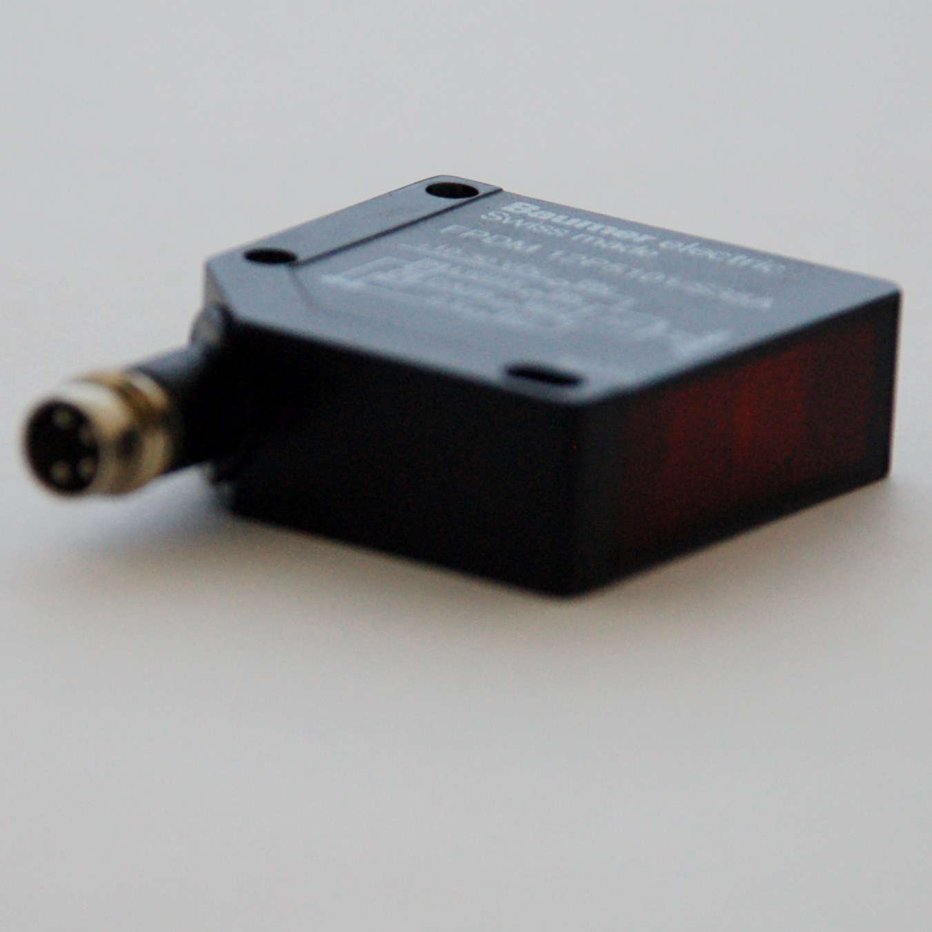 Photoelectric sensor - PNP - 10 - 30vdc