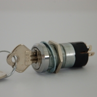 K2/3FGA-201 TOK6 key switch - off-on maintained