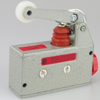Saia-Burgess M6CTQRMB Limit Switch with roller lever actuator