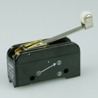 Essen MCR-16D Microswitch with roller lever actuator