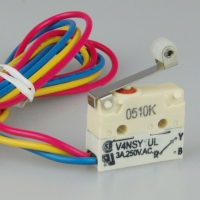 OBSOLETE Saia-Burgess V4SYR1 3a prewired Microswitch with 16mm roller lever 