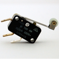OBSOLETE Saia XFK4-S8 10A Microswitch with 30mm roller lever